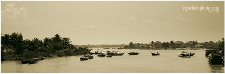 Toàn cảnh thương cảng Hội An - một trong những thương cảng tấp nập nhất của Việt Nam thời bấy giờ